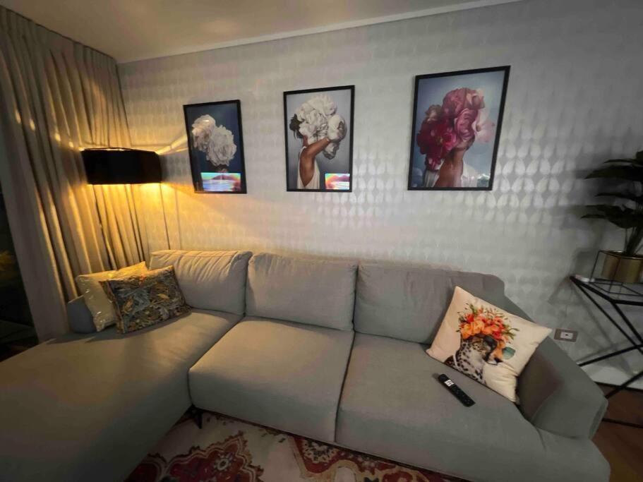 Luxury 33th Floor Luxury District