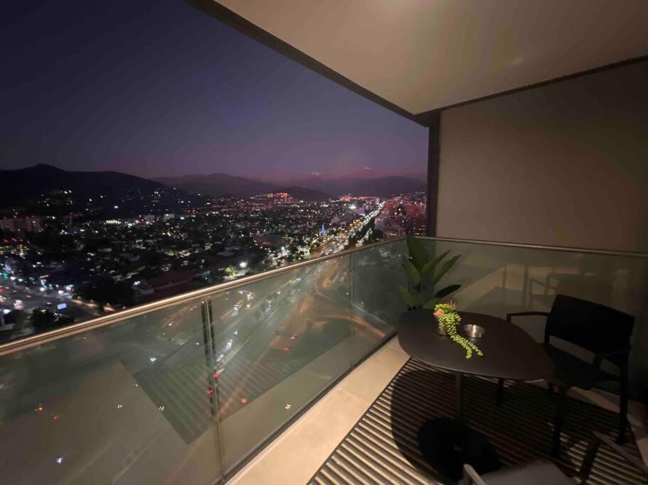 Luxury 33th Floor Luxury District Apartamento *